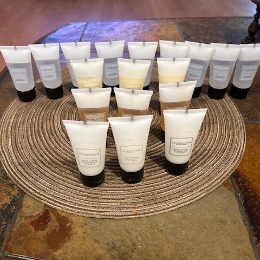 NEW UNOPENED Gilchrist & Soames travel bath set